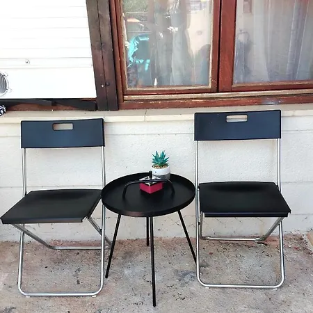 Nikos Appartement